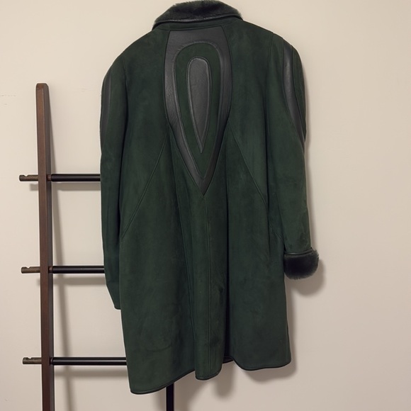 GREEN LEATHER AND SUEDE FUR JACKET - Picture 2 of 10